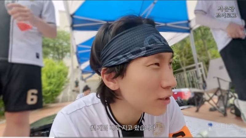축구하다가 결국 발에서 피본 남돌.jpg | 인스티즈