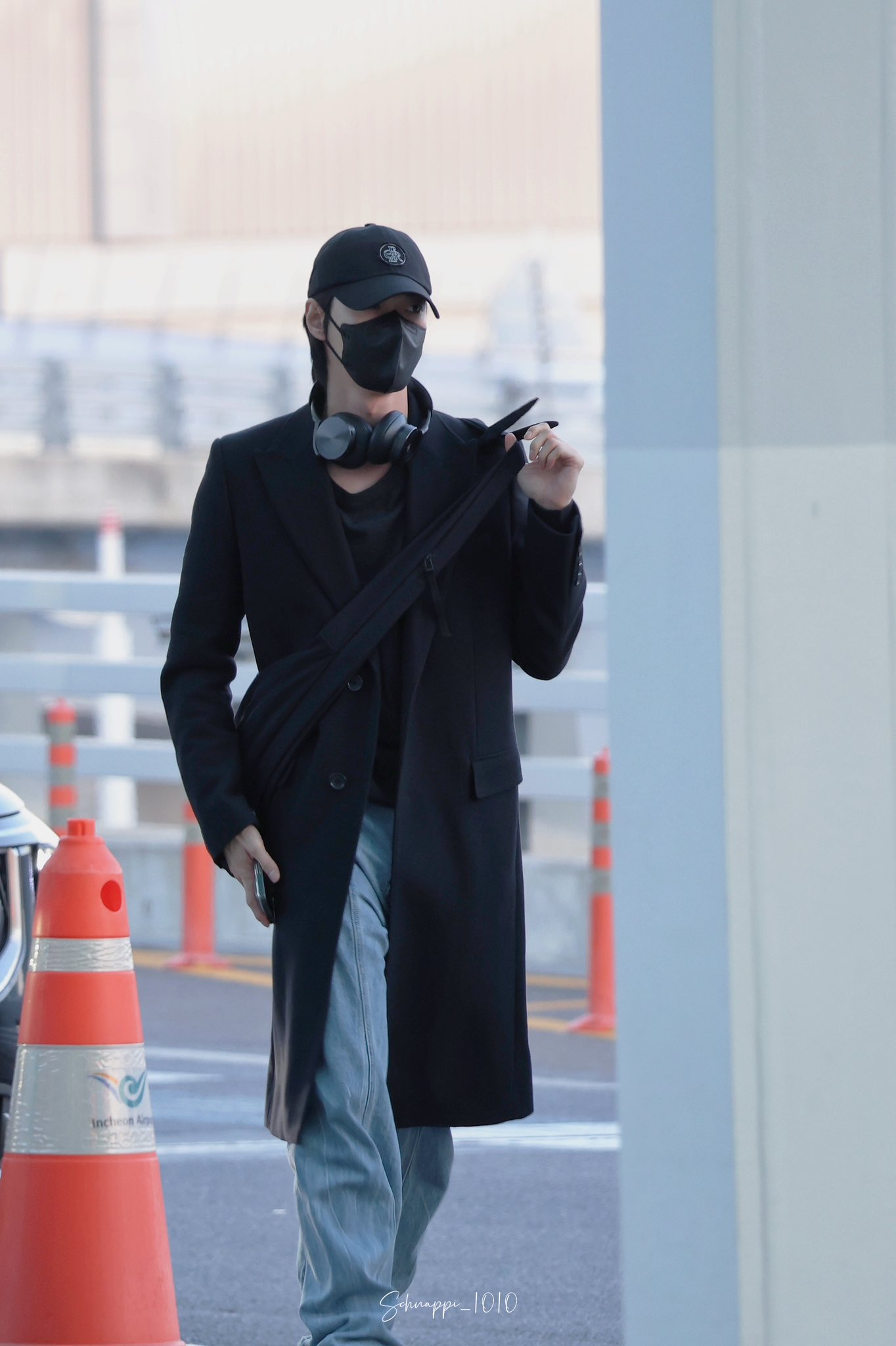 [잡담] 도영 오늘 공항 착장 진짜 느좋이다.. | 인스티즈