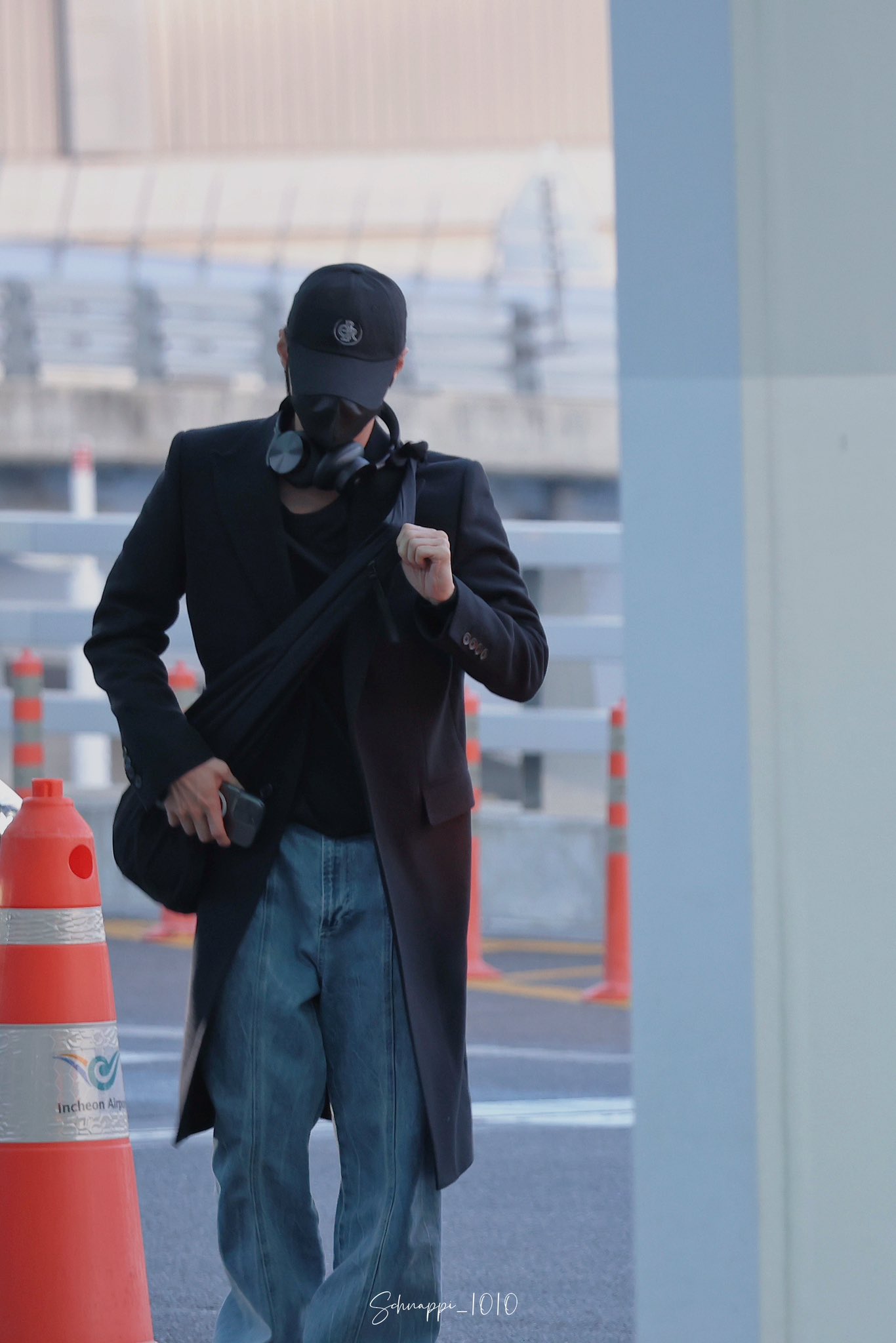 [잡담] 도영 오늘 공항 착장 진짜 느좋이다.. | 인스티즈