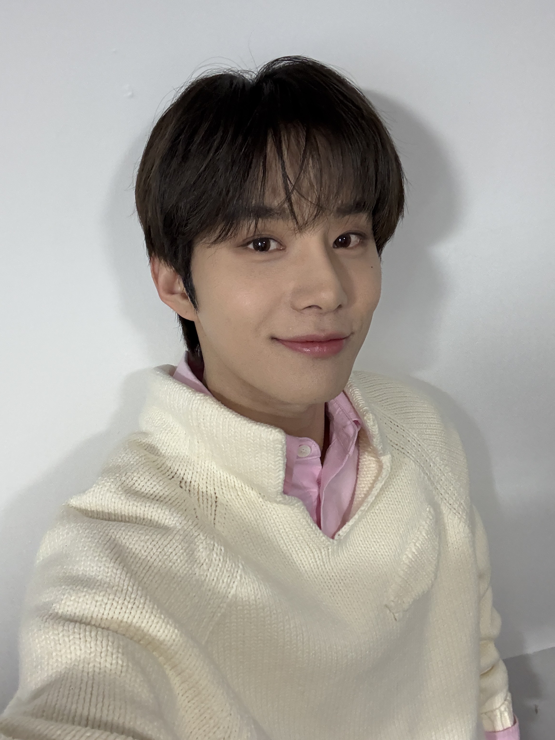 [잡담] 정우 생파 때 셀카 좀 봐 … 미친 | 인스티즈