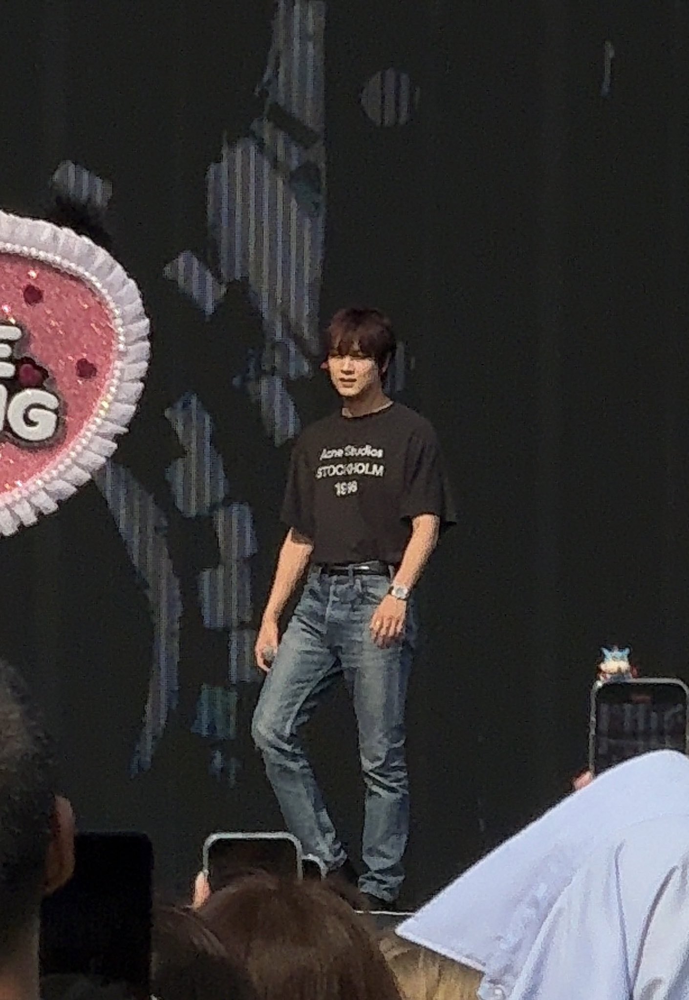 [잡담] 127 오늘자 콘서트 사첵 멤버들 | 인스티즈