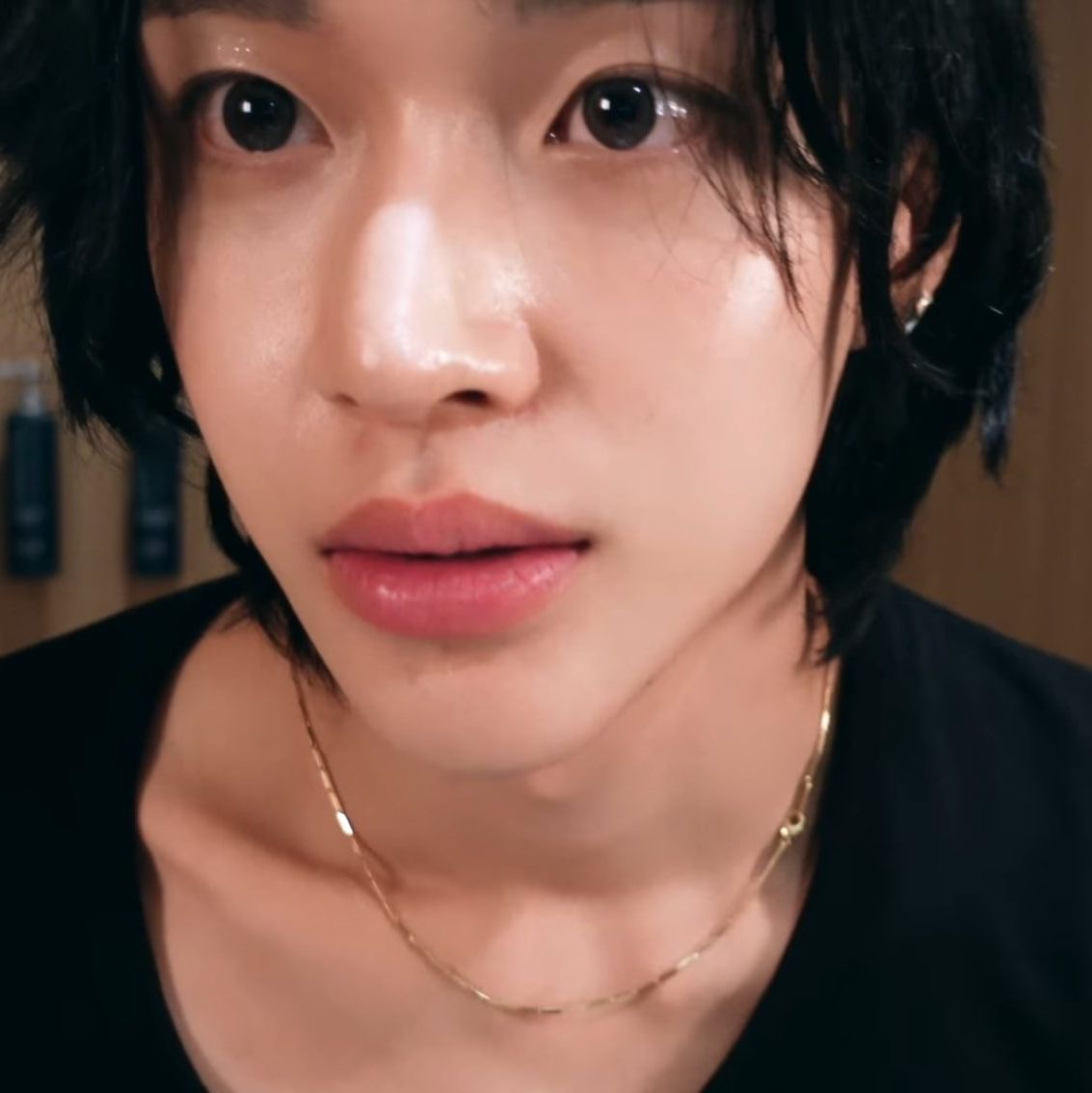 [잡담] 원빈이 이각도에서 보는거 너무좋음 | 인스티즈