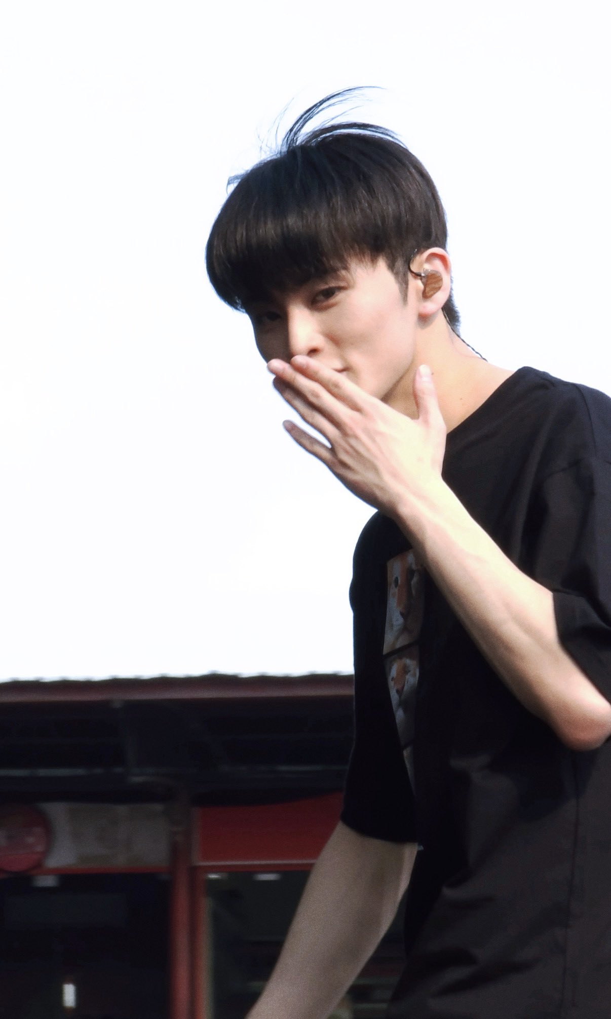 [잡담] 마크 오늘 같은 사람 맞냐고; | 인스티즈