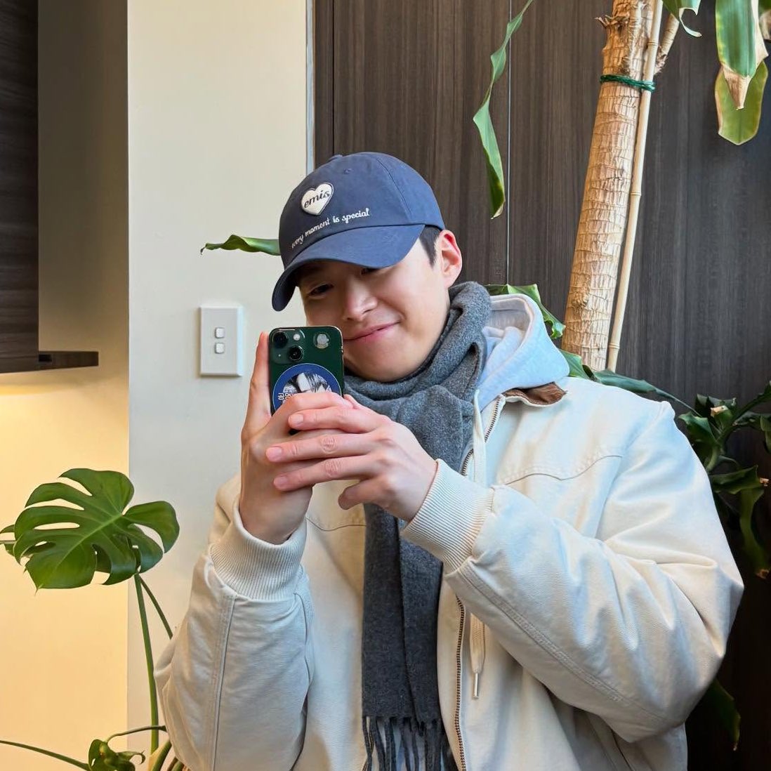 [잡담] 공명 폰케이스 안에 도영 | 인스티즈