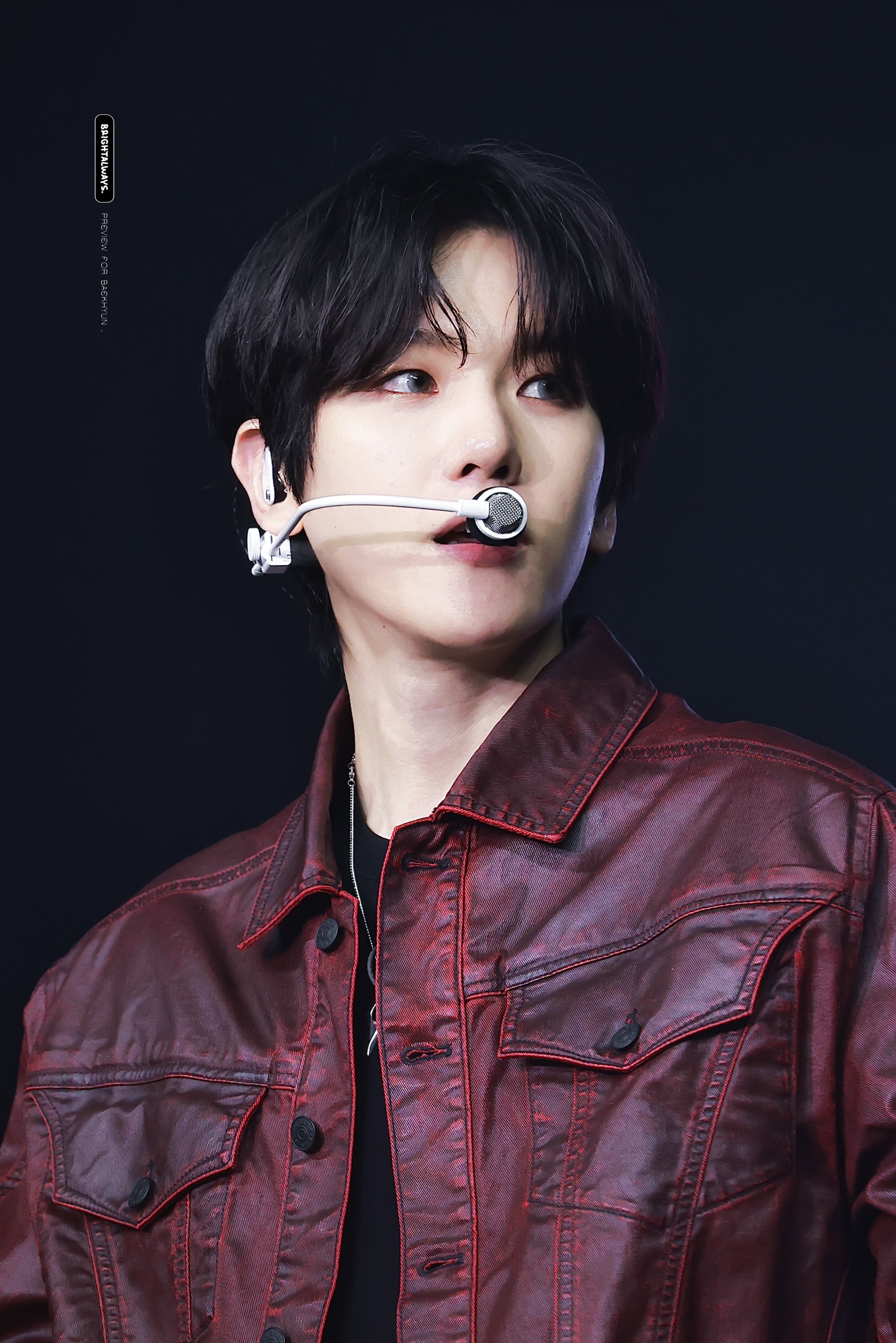 [미디어] 250223 백현이 방콕 얼굴 레전드다🥵💕💕 | 인스티즈