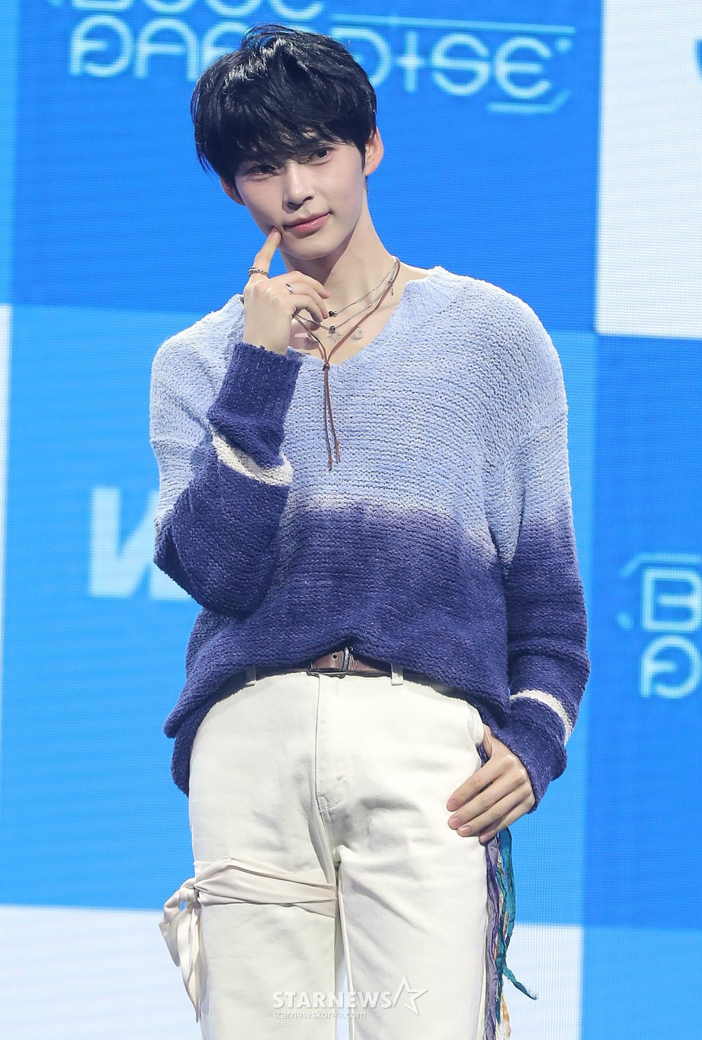 [잡담] 성한빈 어깨 너무이쁘다 | 인스티즈