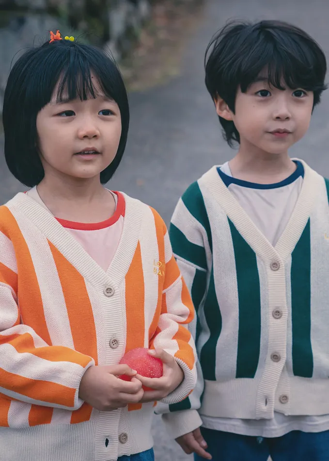 [잡담] 난 풋사과 나쁜엄마 쌍둥이들이 중학생 돼서 찍어줬으면 좋겠음ㅋㅋㅋ | 인스티즈