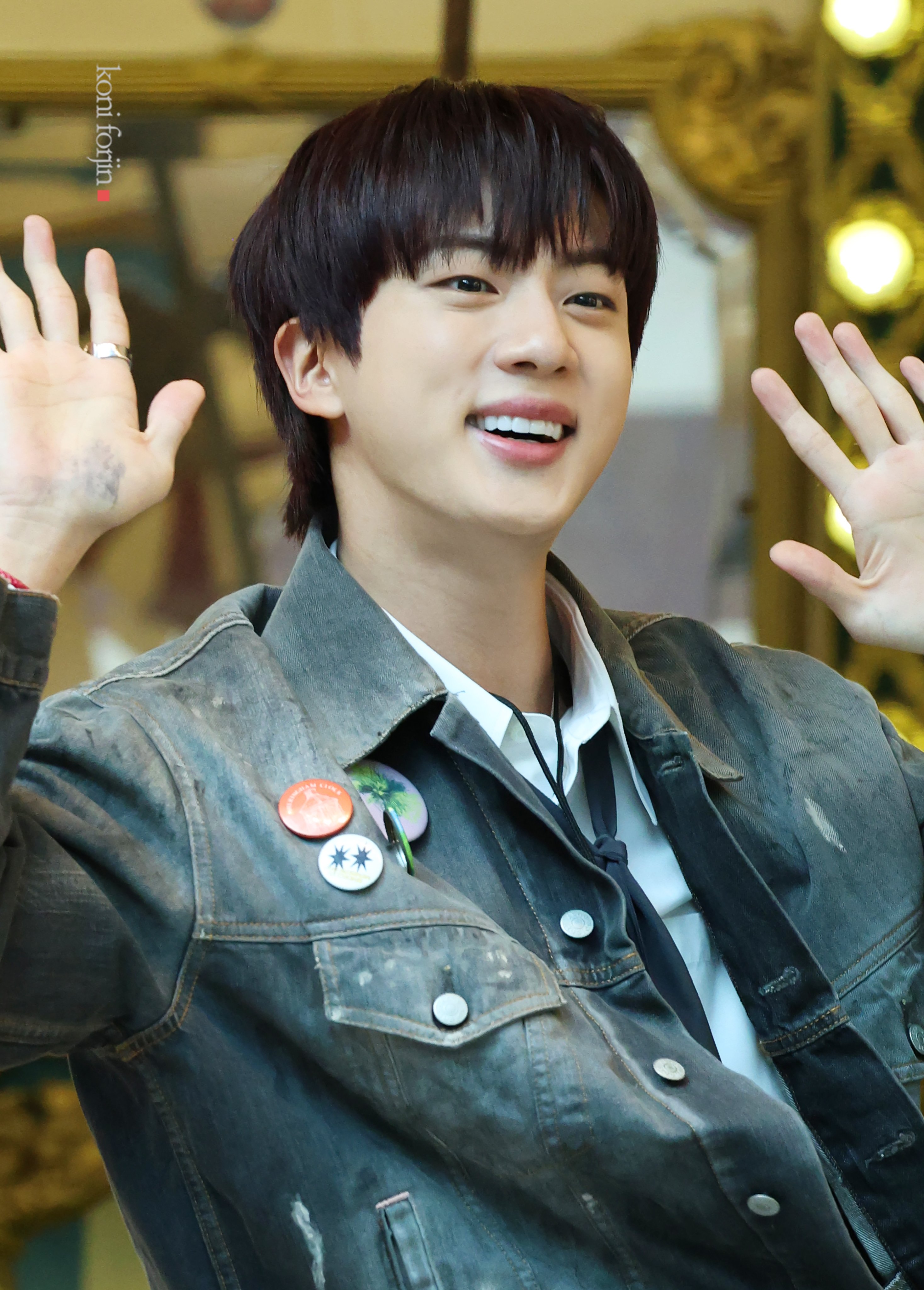 [잡담] 방탄 김석진 이런 얼굴 좋음 | 인스티즈