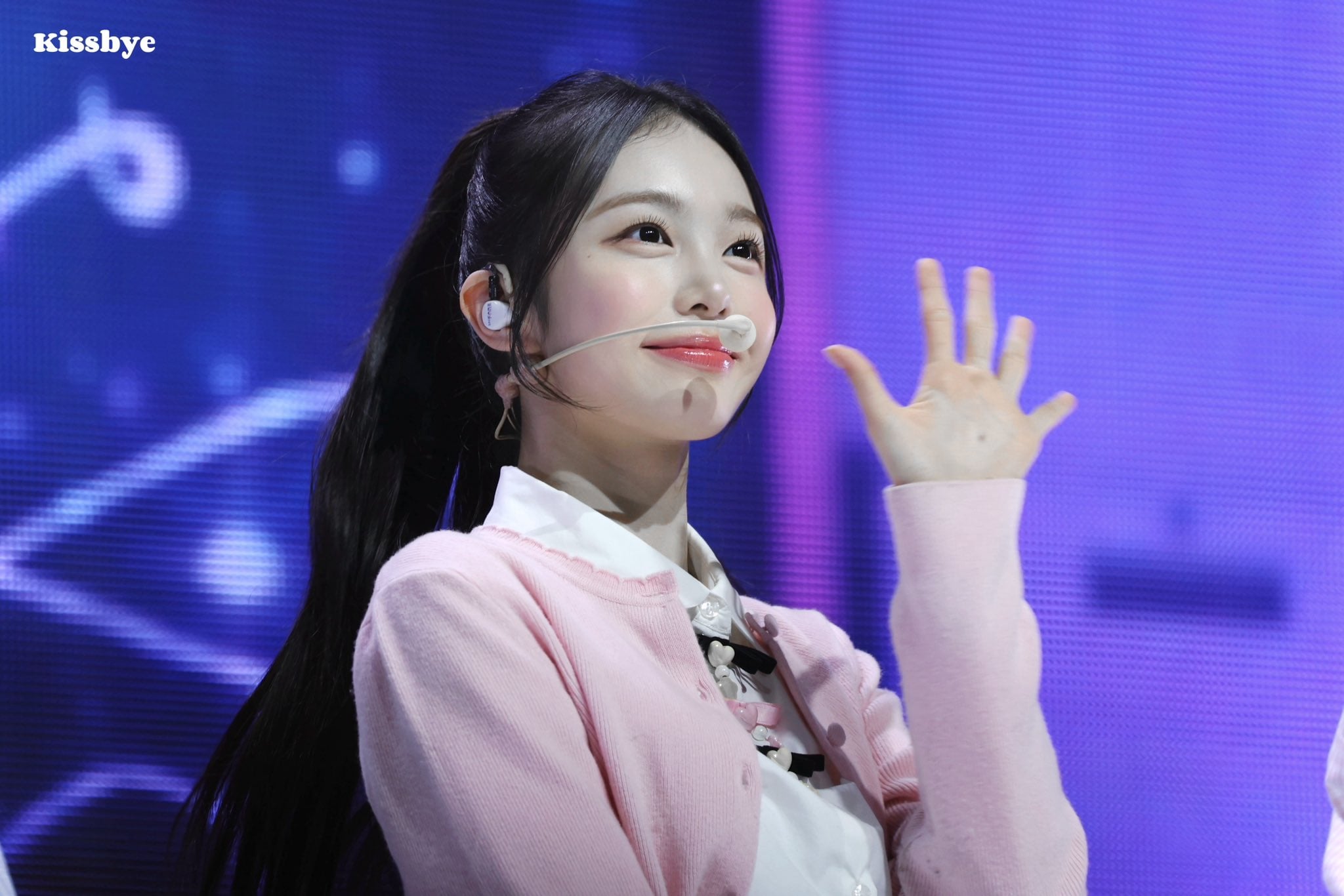 [잡담] 와 근데 하투하 이안 데뷔첫날에 이정도 미모면 | 인스티즈