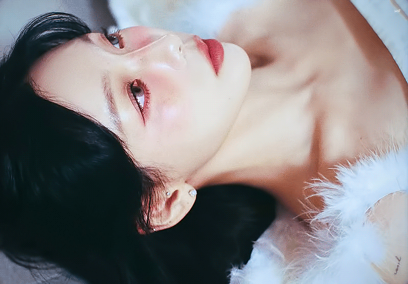 [잡담] 태연 구워진 메이크업 잘어울린당 | 인스티즈
