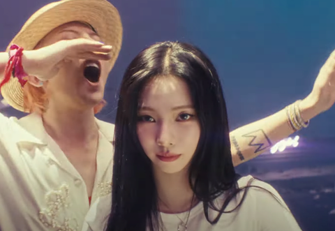[잡담] 투배드 뮤비보는데 카리나 겁나 예쁘네 | 인스티즈