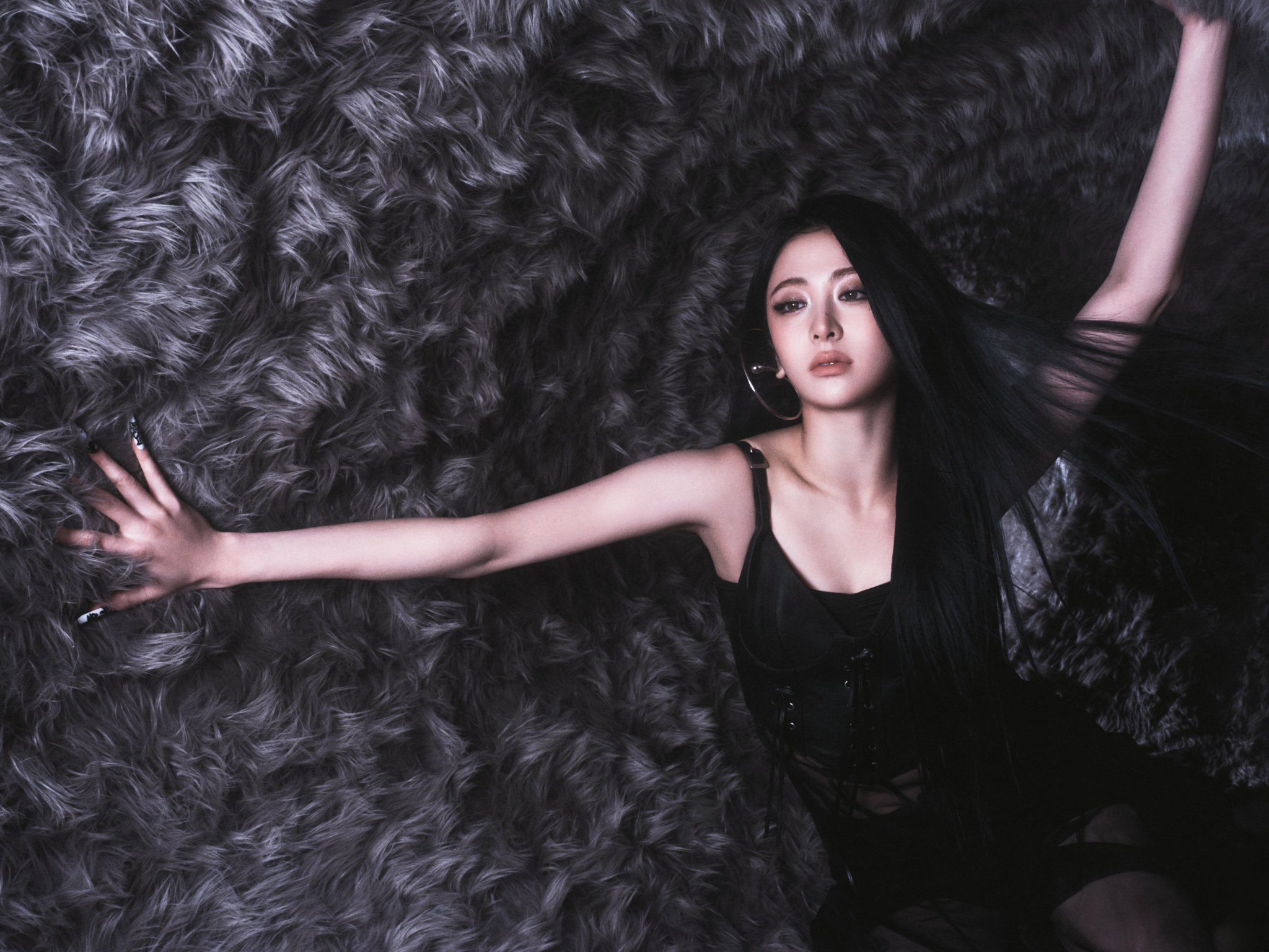 [정보/소식] 르세라핌 5th Mini Album 'HOT'COMPACT ver. PHOTO | 인스티즈