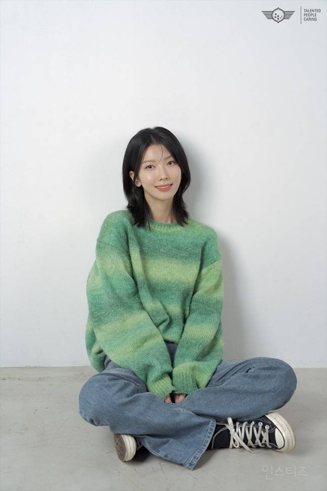 "오디션, 100번 떨어졌지만"…하서윤, 별을 쏘는 신인 | 인스티즈