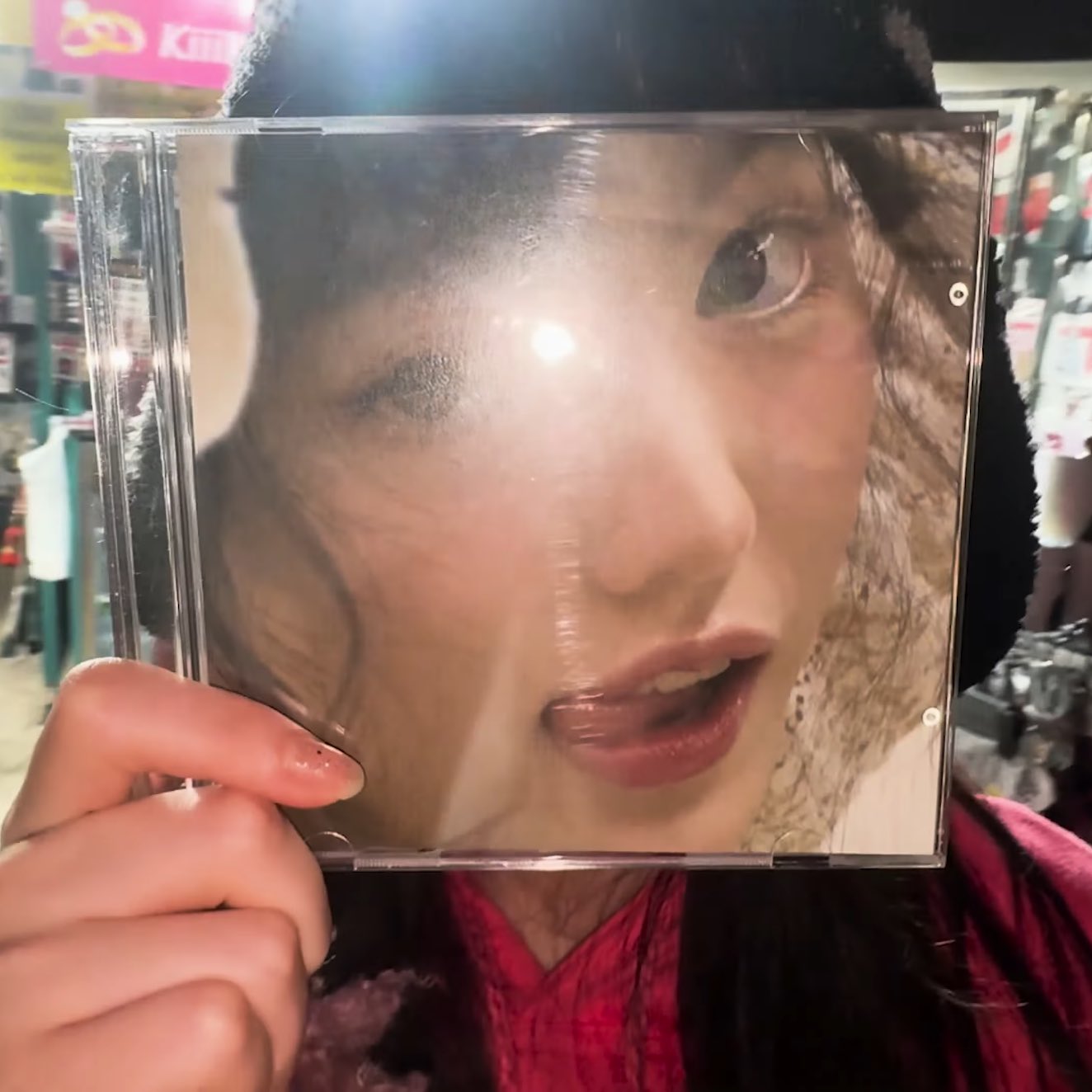 [잡담] ㅋㅋㅋㅋㅋ 키키 수이 이 표정 좋아하는것같음 | 인스티즈