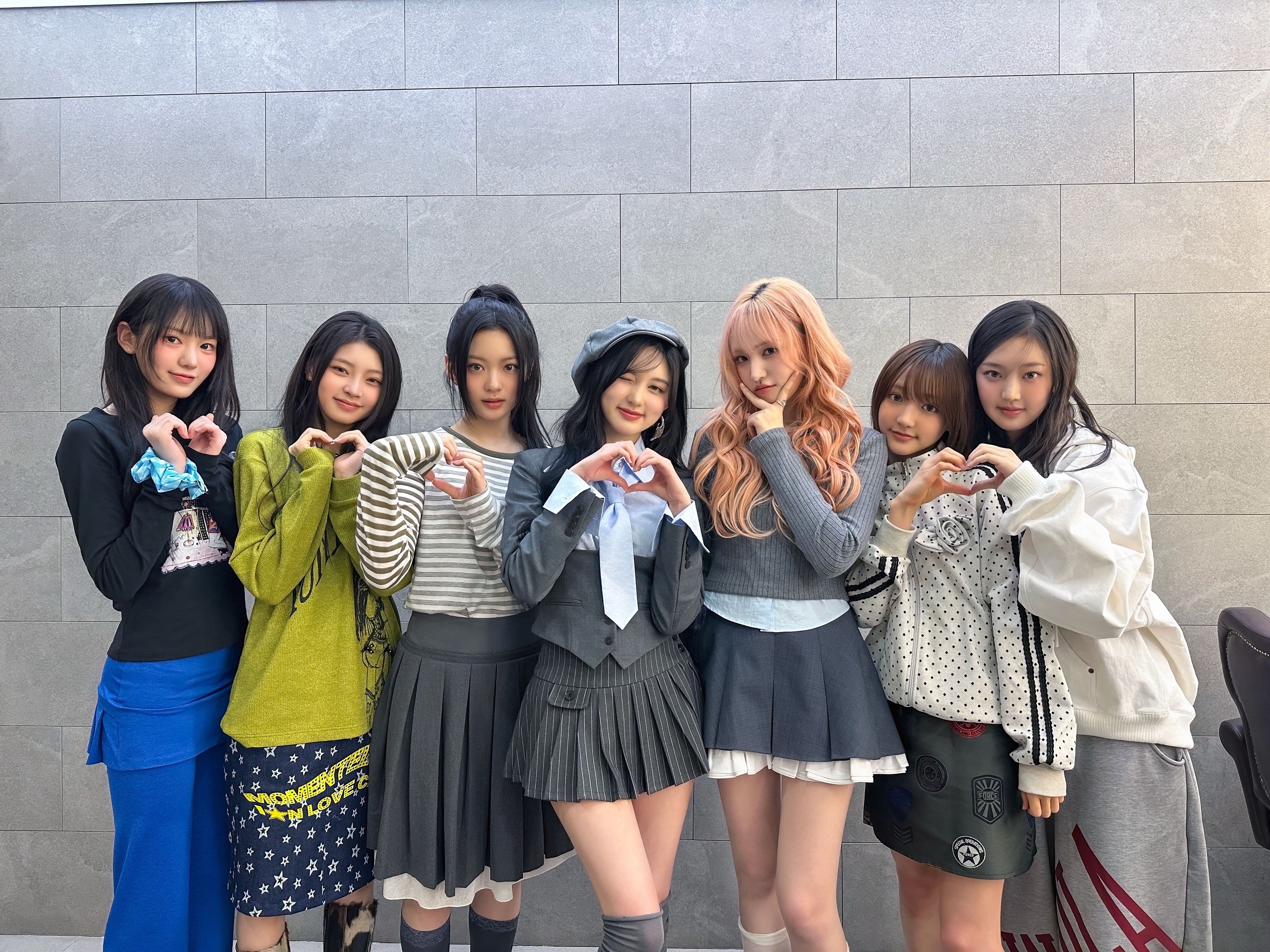 [잡담] 키키랑 아이브(가을, 리즈) 투샷 떴다 | 인스티즈