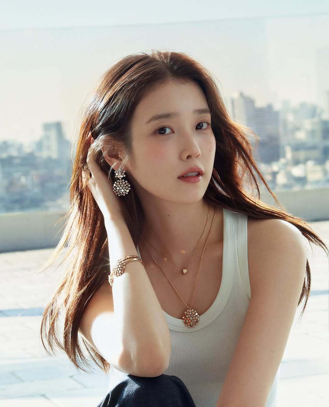 [잡담] 아이유 이 짤이 특히나 쿨녀같이 나옴.. | 인스티즈