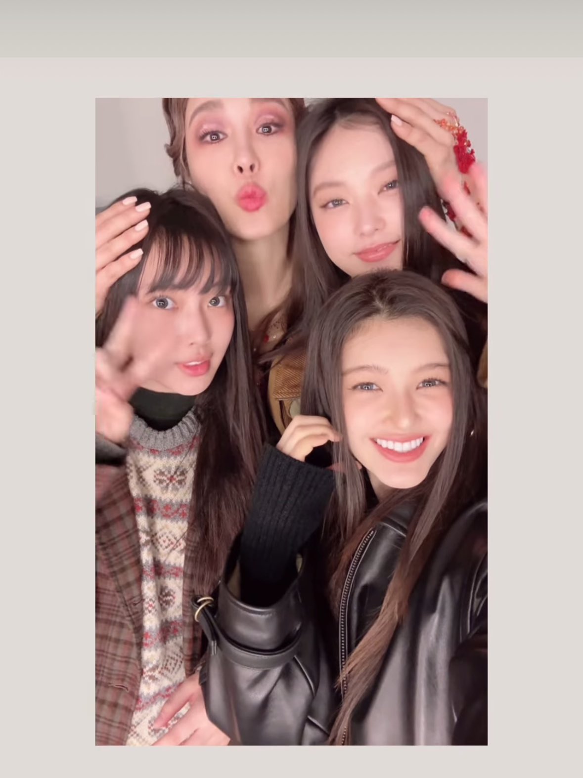 [잡담] 뉴진스 옥주현 대선배님 옆에 있으니까 진짜 애기 같다 ㅋㅋㅋㅋ | 인스티즈