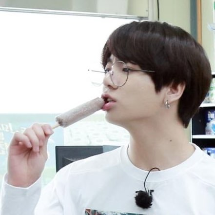 [잡담] 정국이는 비비빅이 입술에 붙은 적이 있다 | 인스티즈