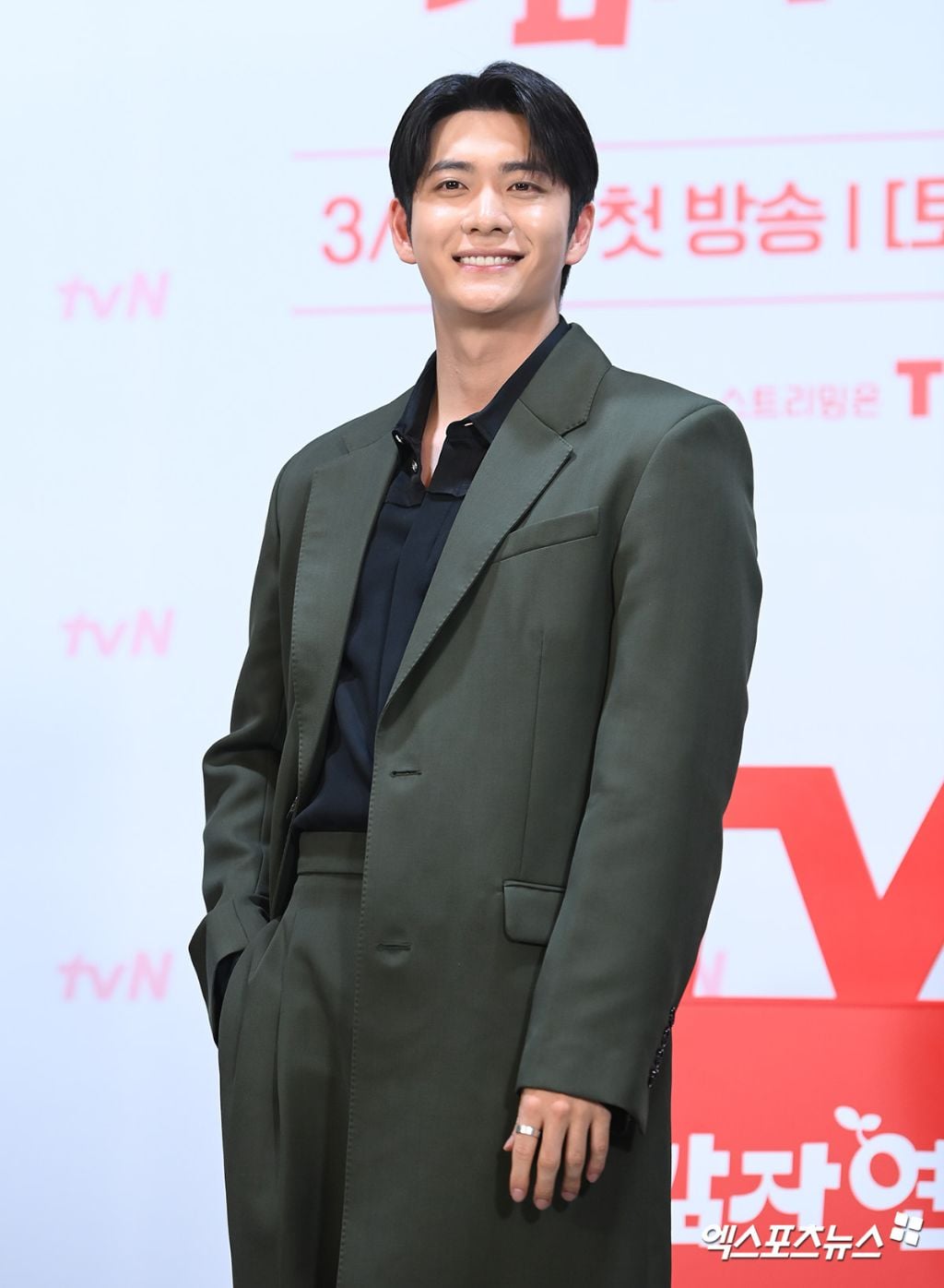 tvN 새 토일드라마 감자연구소 제작발표회 강태오, 이선빈 | 인스티즈