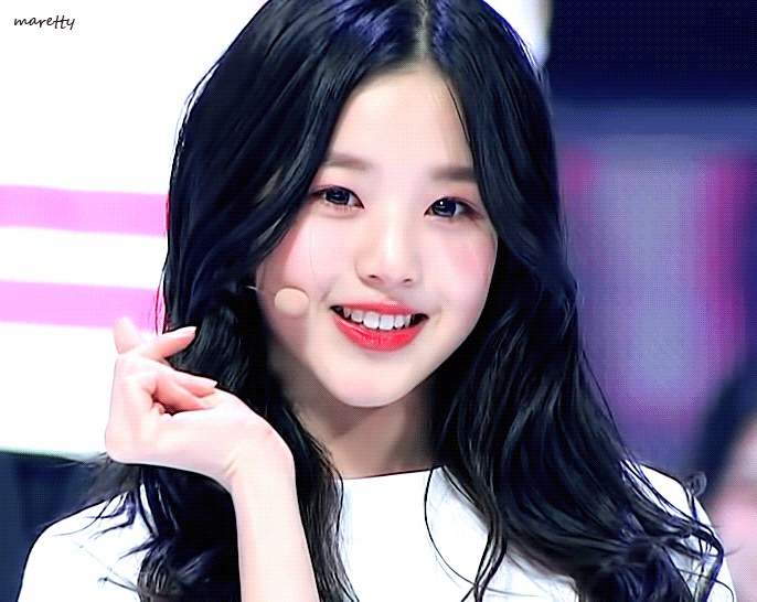 [잡담] 꽤나 센세이션 했던 걸그룹 비주얼 멤들 데뷔 순간 | 인스티즈