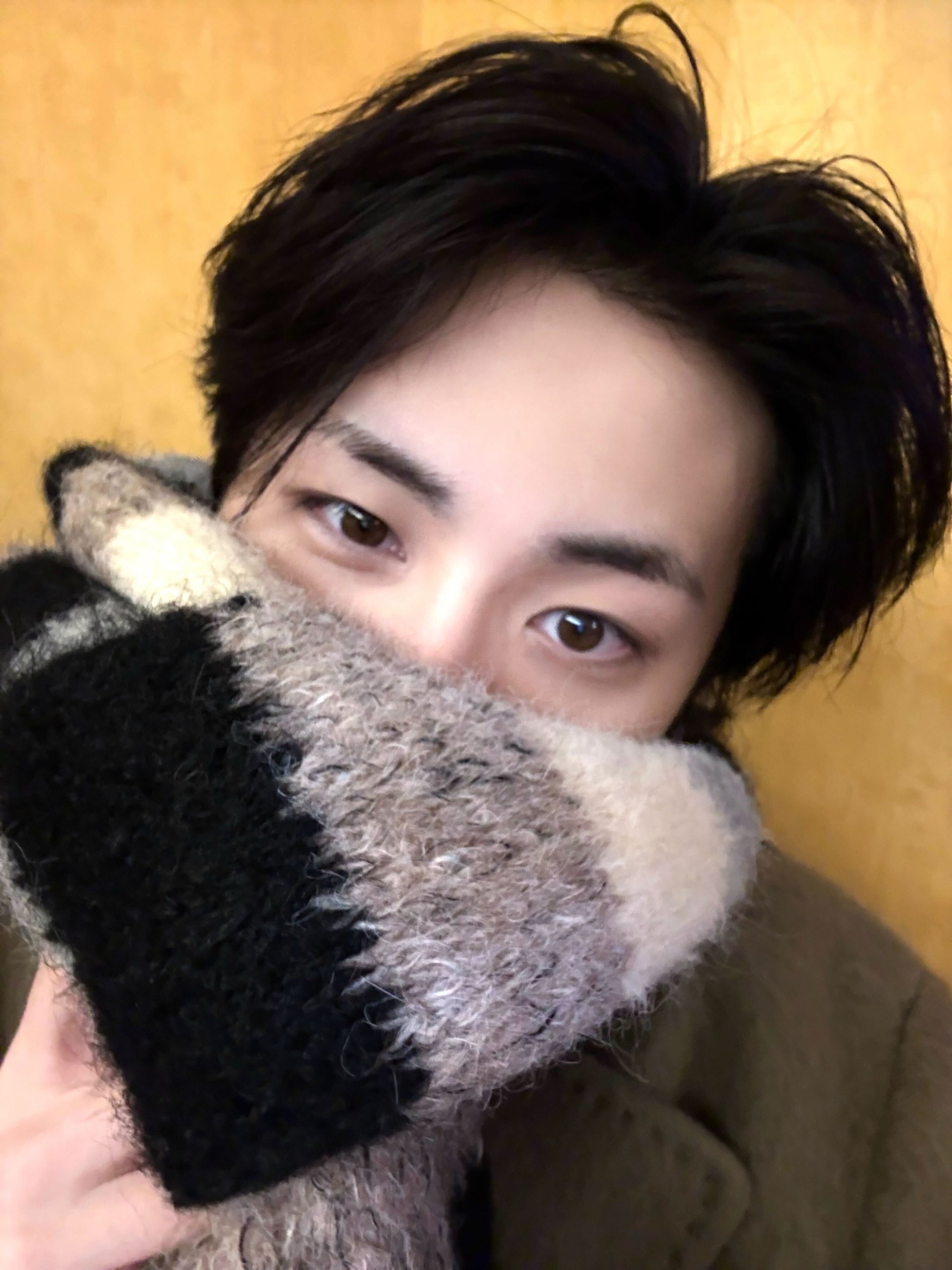 [잡담] 한태산 진짜 좋다고 개잘생겼다고 진짜 느좋남이라고 | 인스티즈