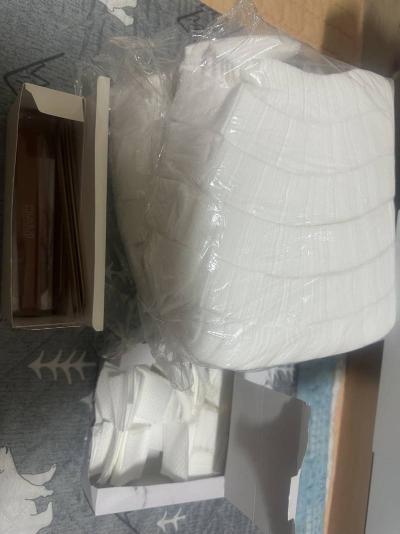 [잡담] 셀프네일하려고 헌두개씩 조금조금씩 사다보니깐 이만큼이나 모았다 | 인스티즈