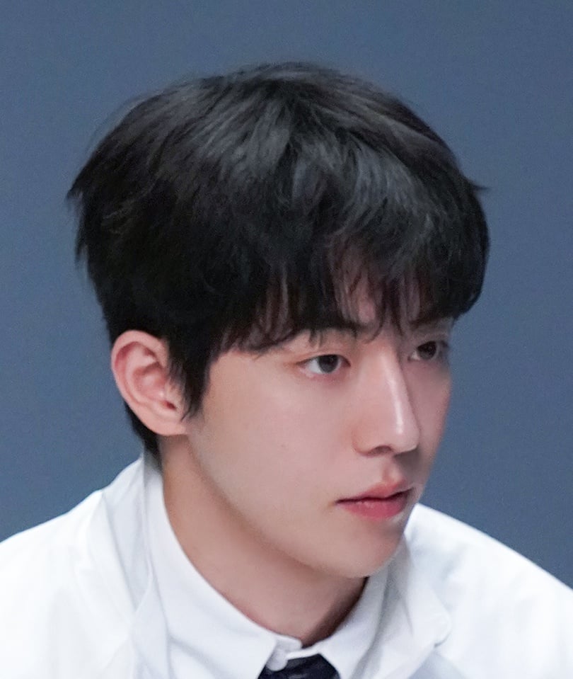 [잡담] 순캡말고 찐 남주혁 최근얼굴..........jpg | 인스티즈