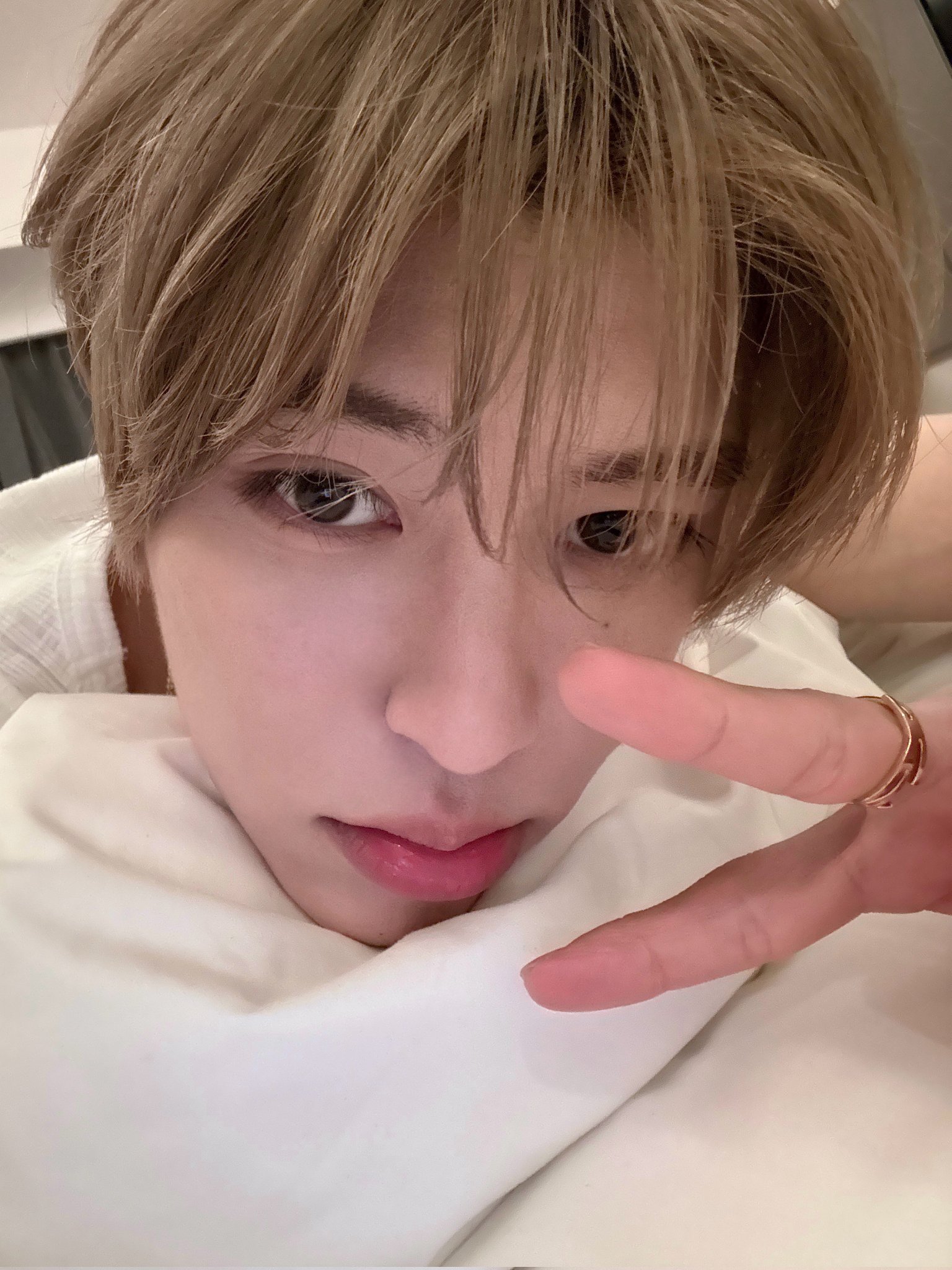 [잡담] 사진만볼때 슴남돌 누구 좋아하는거같아,,,,?? | 인스티즈
