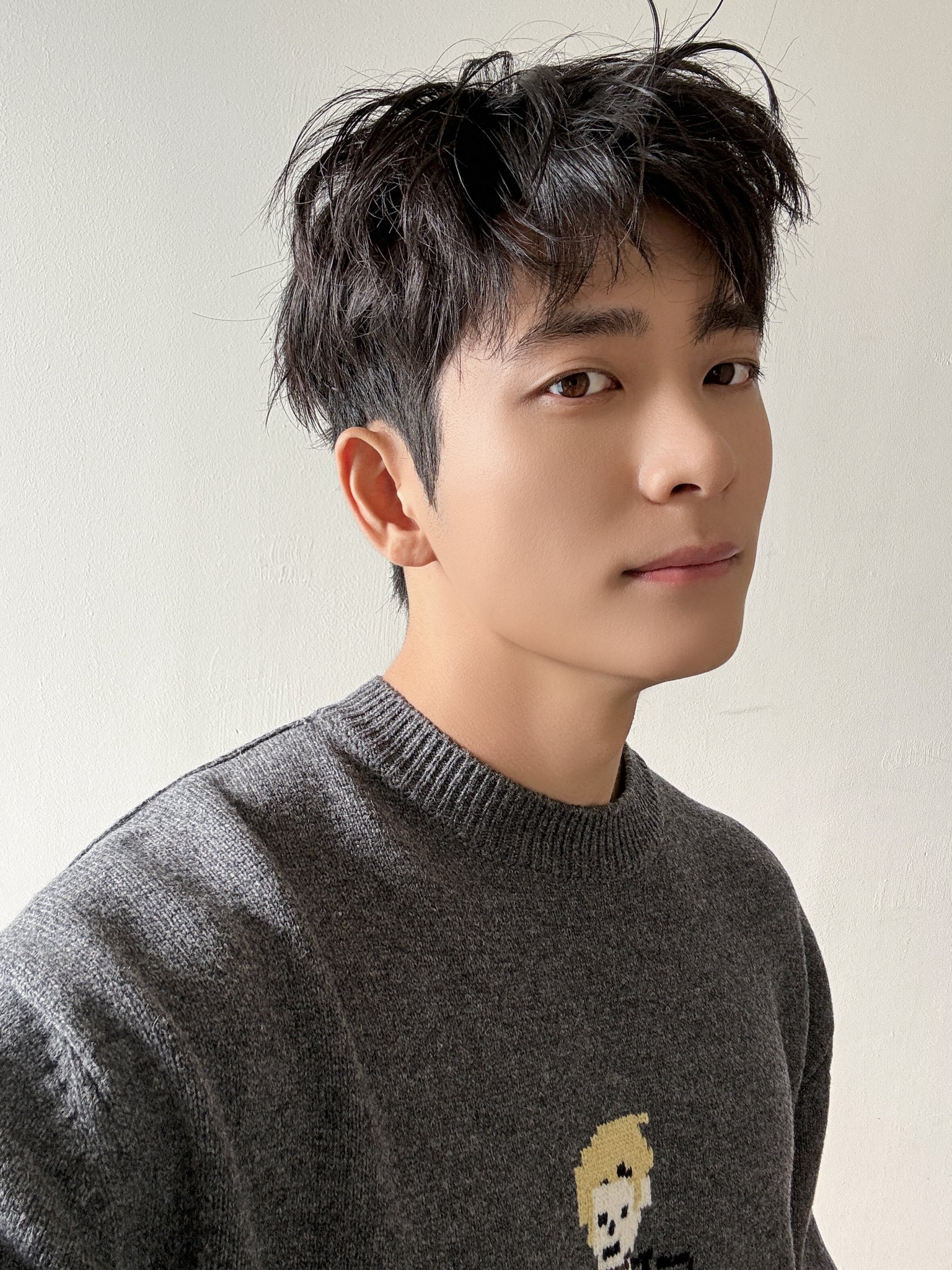 전역 후 더 잘생겨졌다는 반응 많은 강태오 | 인스티즈