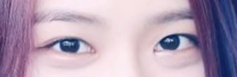 [잡담] 이런 도톰한 애교살은 타고나는 건가?? | 인스티즈