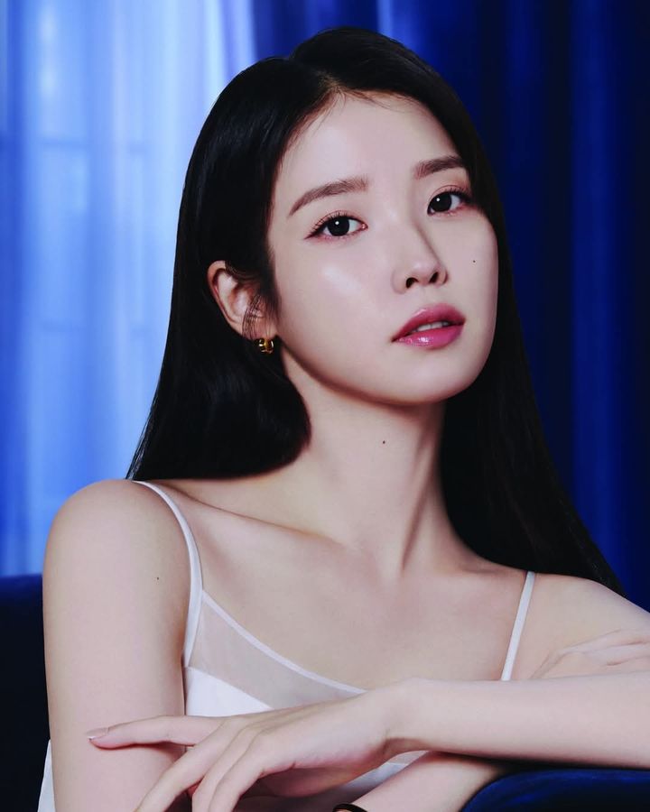 [잡담] 와 아이유 에스티로더… | 인스티즈