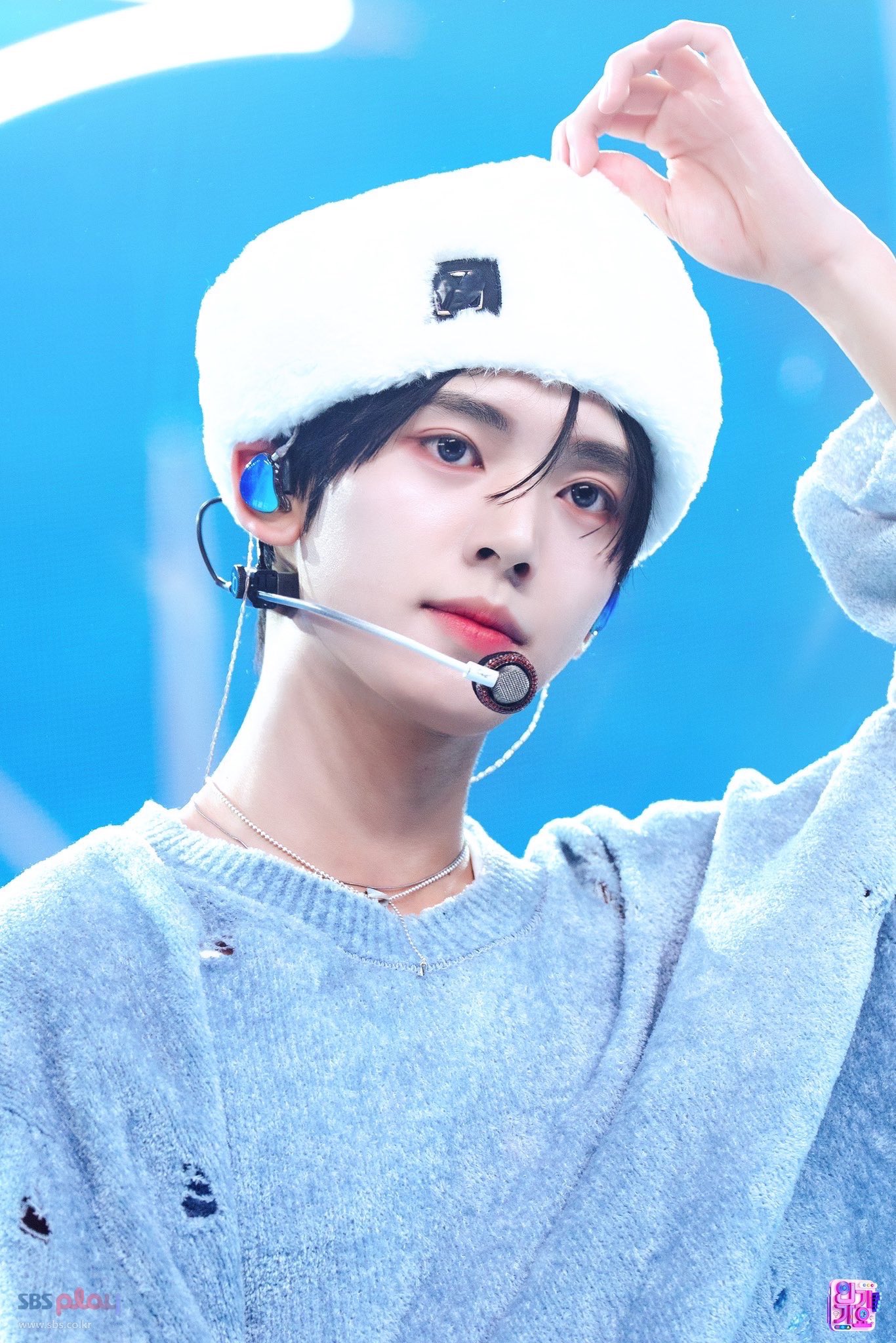 [잡담] 한유진 분명 1년 전에도 미소년 느낌이었는데 | 인스티즈