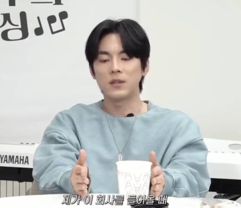 팬들 때문에 현재 소속사 들어갔다는 가수 .jpg | 인스티즈