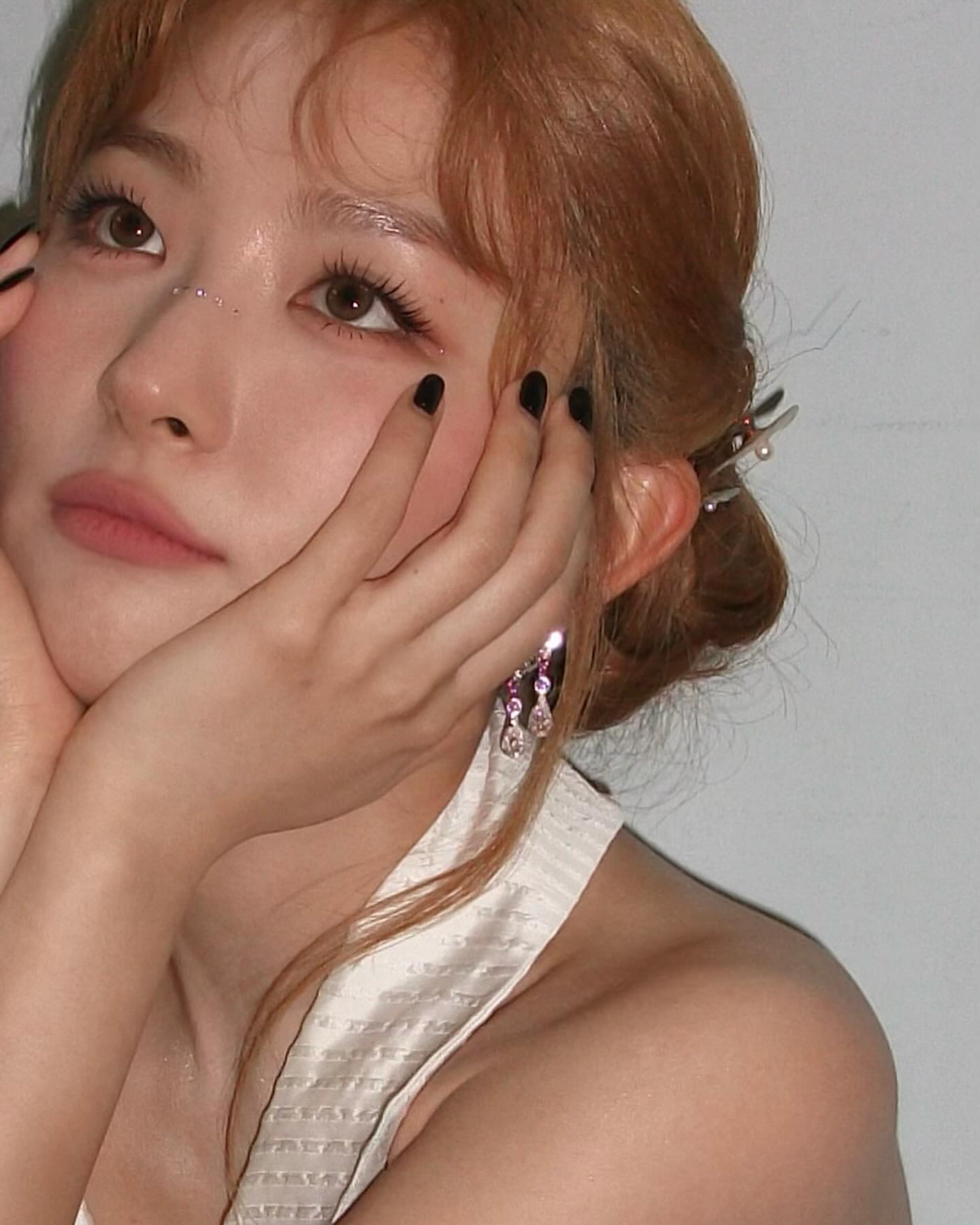 [잡담] 갤러리에 저장된 타가수 사진 털기🩷(개많음) | 인스티즈
