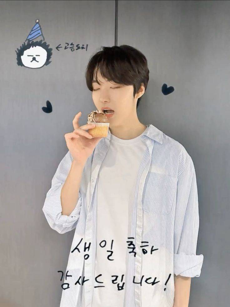 원래 이렇게 무표정+조용한 애들이 입 열면 타율 미친 거 알지 | 인스티즈