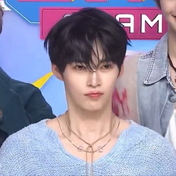 [잡담] 성한빈이 자꾸 얼굴얘기하게 하잖아 | 인스티즈