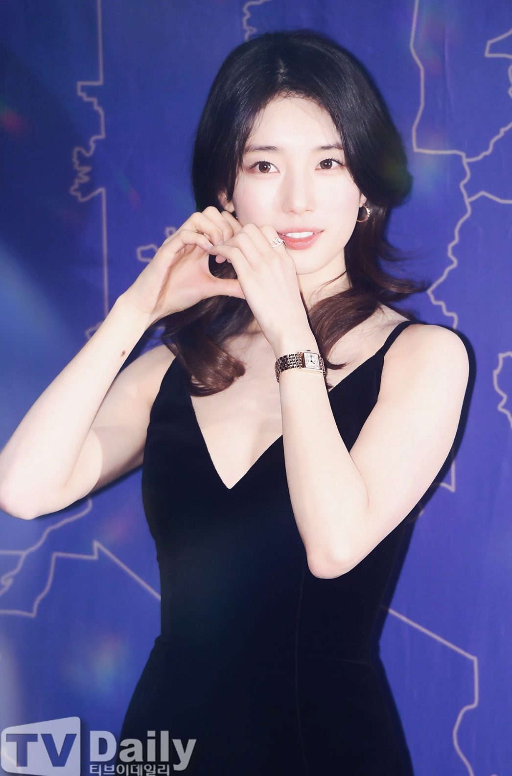 [잡담] 아니 수지 어쩜 이렇게 예쁘지 심지어 오늘이 수지 인생에서 젤 예쁜 듯 | 인스티즈