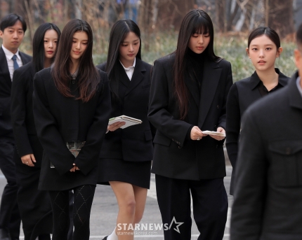 [정보/소식] 어도어 "뉴진스(NJZ) 멤버 1인당 50억 정산..하이브 차별 없었다" 주장 [스타현장] | 인스티즈