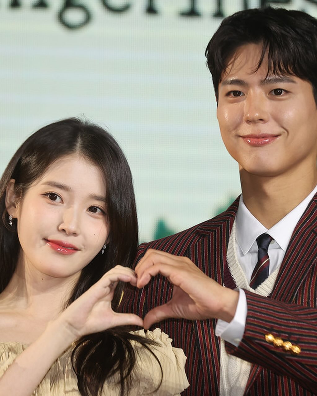 [잡담] 방금 올라온 아이유 인스타!!!! | 인스티즈