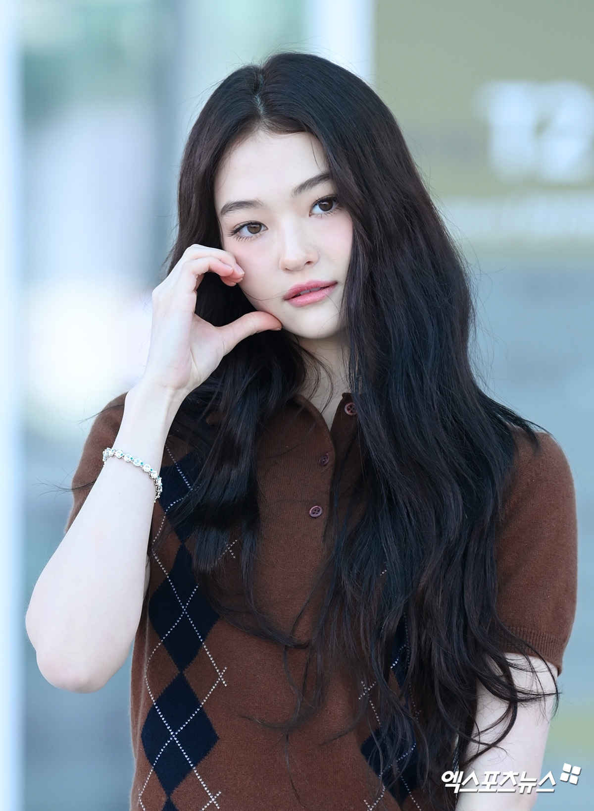 [정보/소식] 미야오 엘라 파리 출국 기사사진 | 인스티즈
