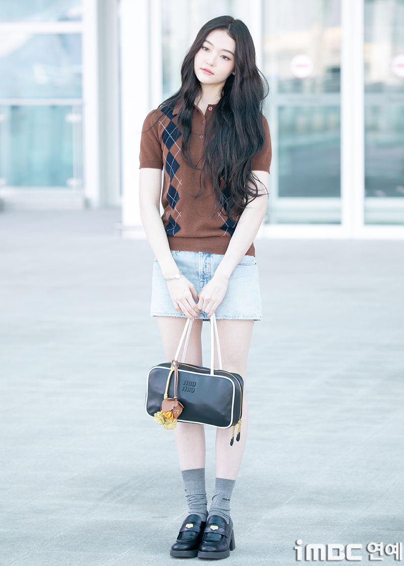 [정보/소식] 미야오 엘라 파리 출국 기사사진 | 인스티즈
