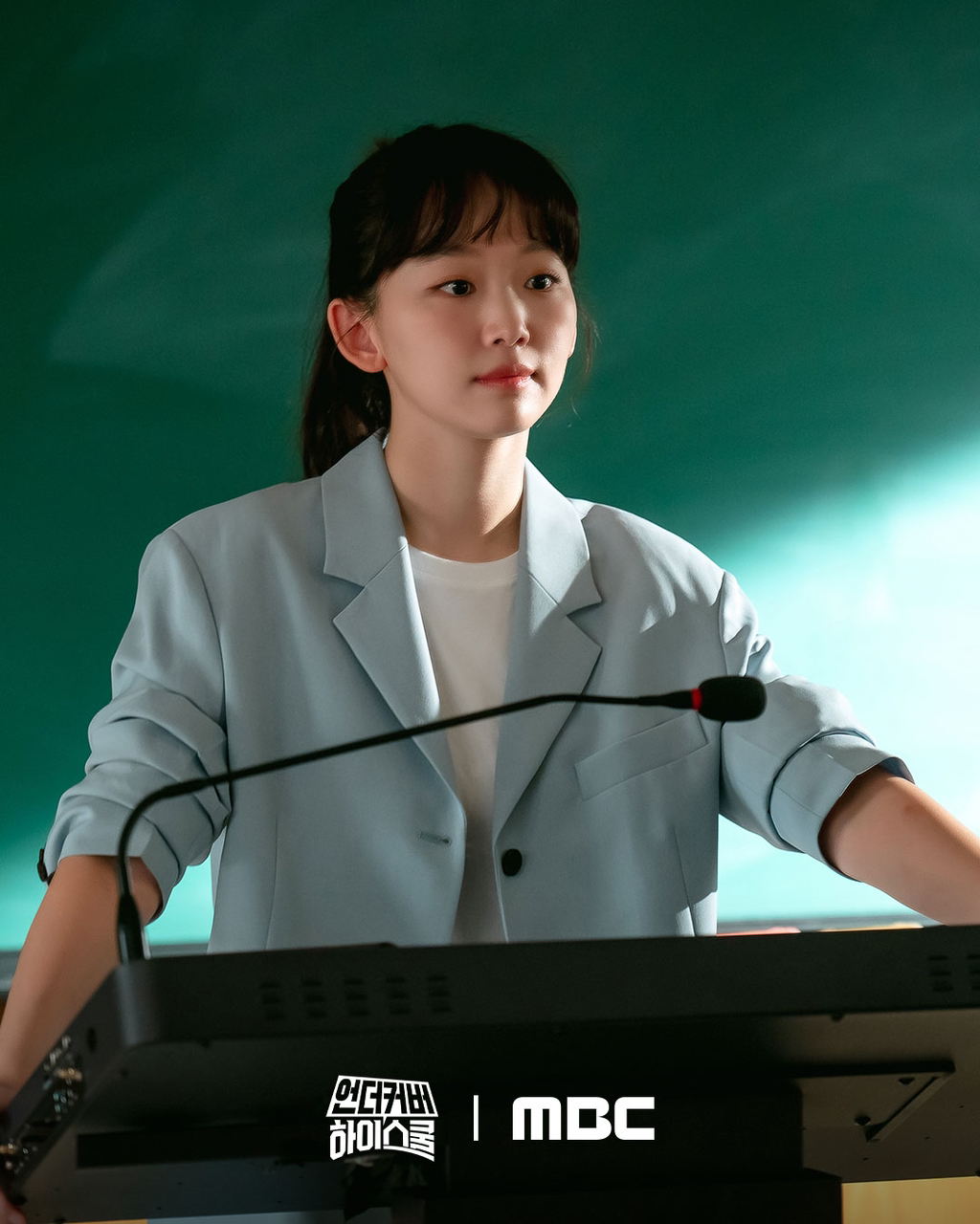 반응 좋은 언더커버 하이스쿨 남여주 서사&케미.gif | 인스티즈