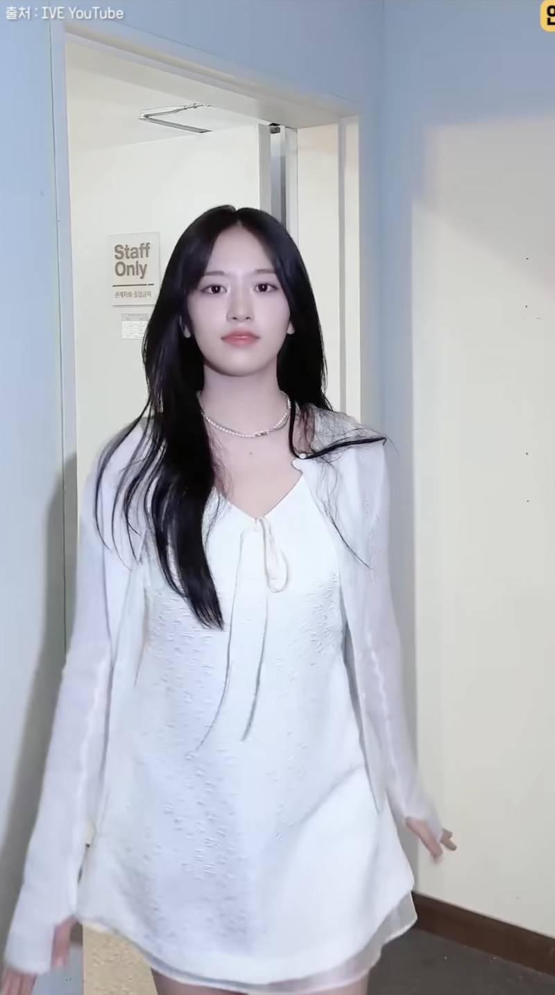 스타패션) [잡담] 이 원피스 혹시 뭔지 찾아줄수 있어? | 인스티즈