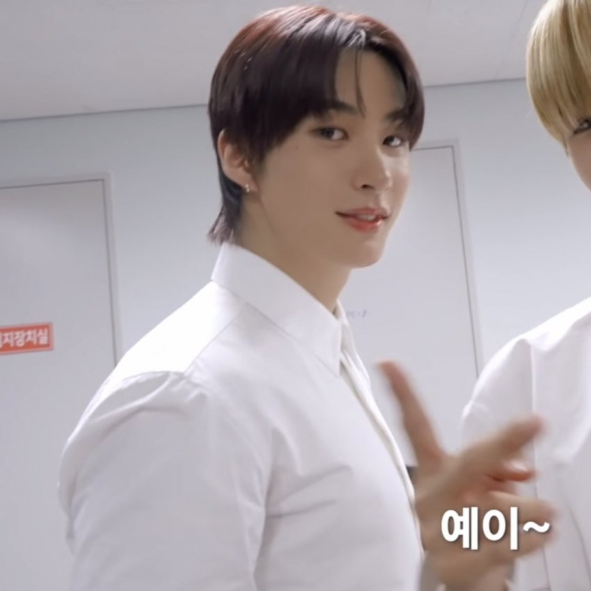 [잡담] 앤톤 두꺼운거 진짜 너무 좋네.. | 인스티즈