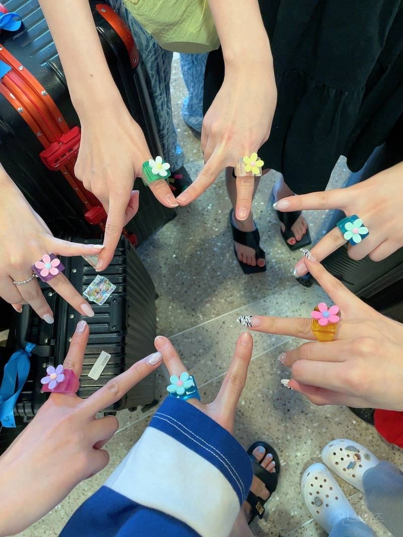 보기만 해도 눈물 나는 여돌의 우정 사진 | 인스티즈