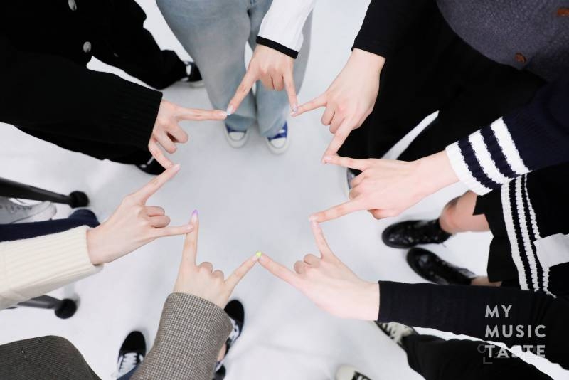 보기만 해도 눈물 나는 여돌의 우정 사진 | 인스티즈
