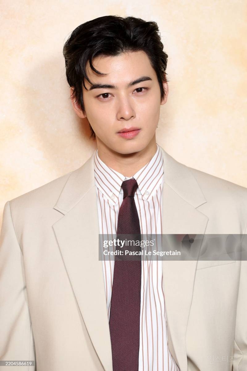 어제자 인간 생로랑 소리들은 차은우.jpg | 인스티즈