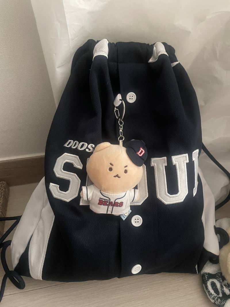 [잡담] 도리들아 나 키링 둘 중에 뭐 달지 골라줘 | 인스티즈