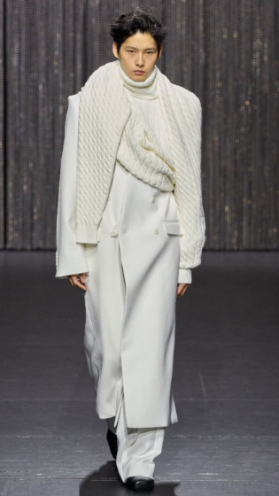25 FW 패션위크에서 활약한 우리나라 신예 남자 모델 2명 | 인스티즈