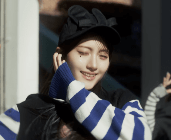오늘자 반응 좋은 세이마이네임 컴백 비주얼.gif | 인스티즈
